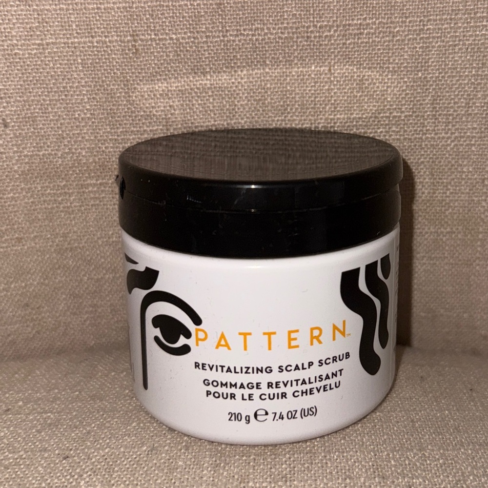 Revitalizing Scalp Scrub - Black and White